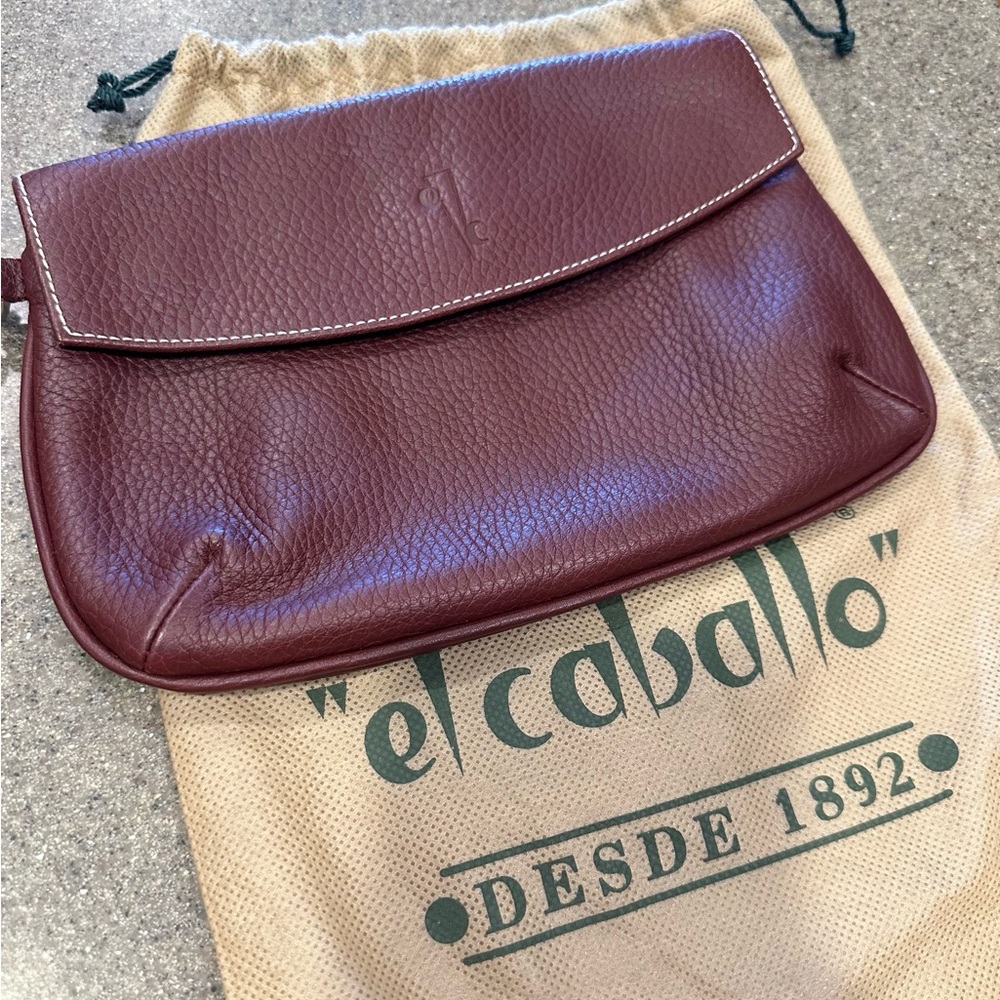 Spanish soft leather “”el caballo “ dark brown / marrón leather wristlet.